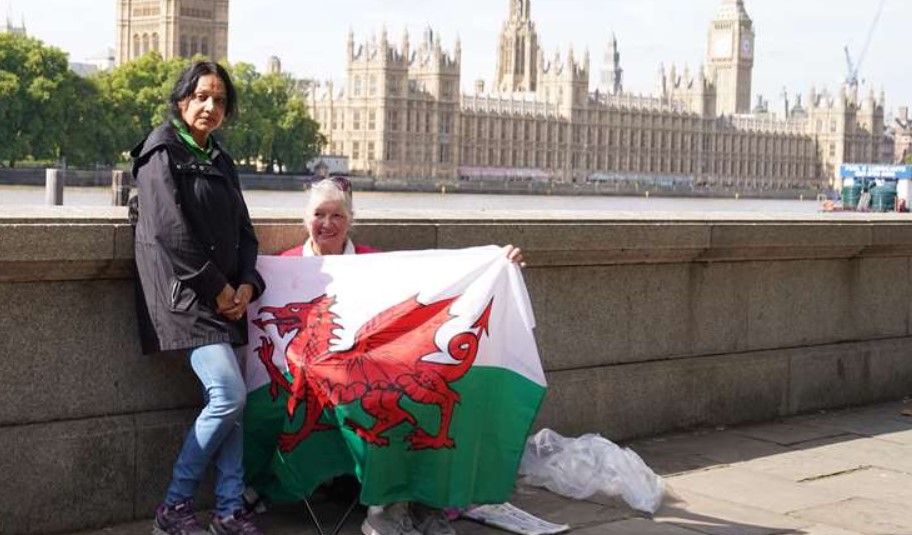 Vanessa Nanthakumaran şi-a petrecut cele două zile cu Anne Daley, în vârstă de 65 de ani, din Cardiff