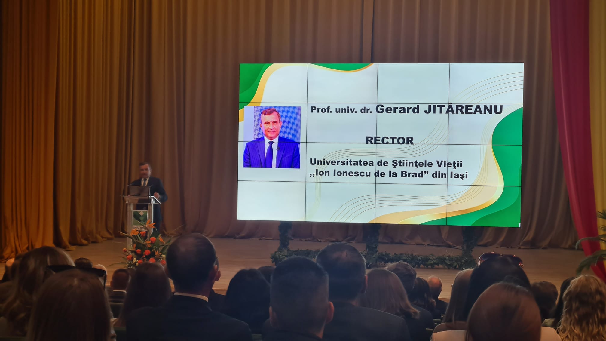 Reprezentanți ai Universității "Alexandru Ioan Cuza" nu sunt prezenti la  ceremonia de la USV cu toate ca au fost invitati