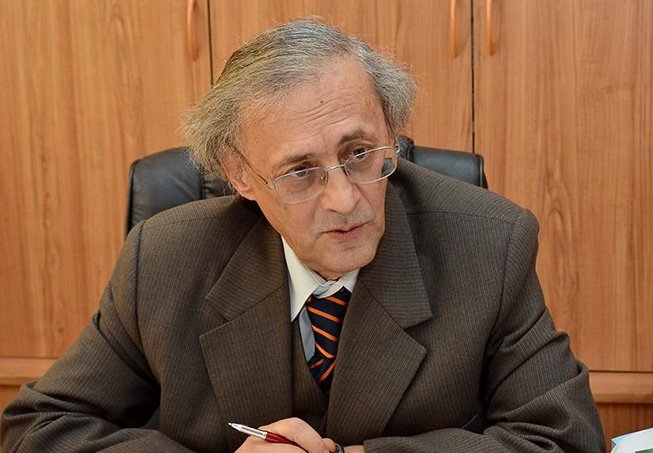  Ministerul Educatiei a inceput procedura de demitere a lui Vasile Astarastoae din functia de rector al UMF Iasi