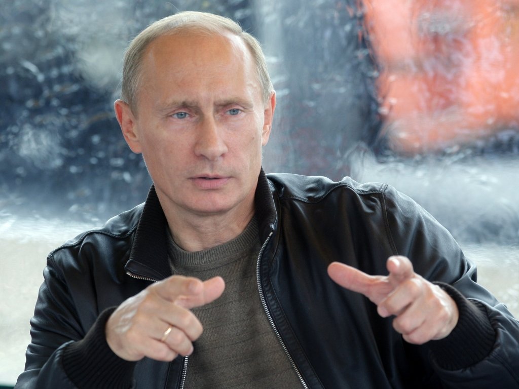  Putin s-a îmbătat cu putere. S-ar fi lăudat că poate trimite trupe la Bucureşti
