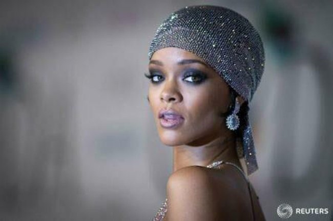  Rihanna ar putea deveni noua fată Bond
