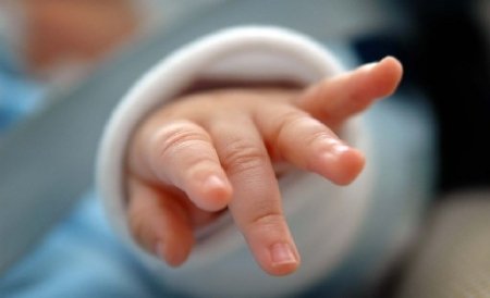  Bebeluş mort, găsit la Spitalul Tg Cărbuneşti: Angajatele, consultate de ginecolog
