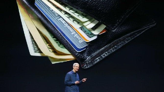  Apple şi Alibaba nu exclud să colaboreze la transformarea telefoanelor în instrumente de plată