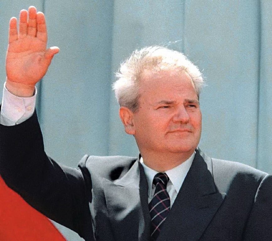  UE a renunțat la înghețarea averilor lui Slobodan Milosevic