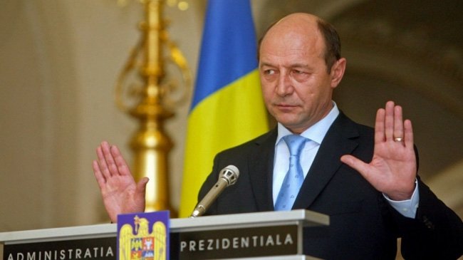  Preşedintele Traian Băsescu a graţiat o femeie condamnată pentru furt, mamă a şase copii
