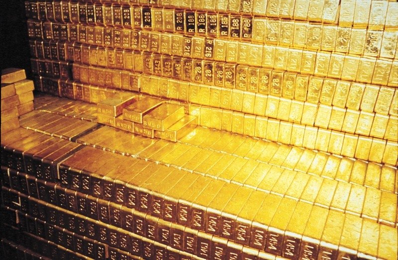  Ucraina vinde aur în contextul crizei: rezerva de metal preţios a scăzut la minimul din 2008