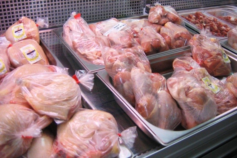  „Dacă nu se reduce TVA la carnea de pui, în piaţă vor urma insolvenţe”