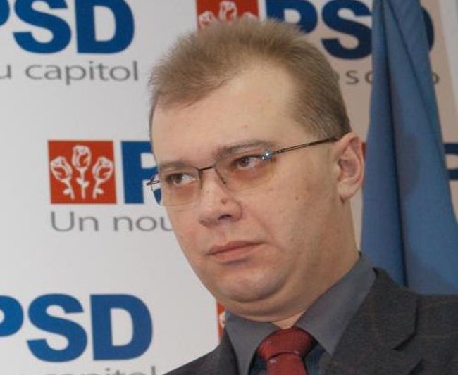 Fost consilier al lui Nastase si Antonescu, seful cancelariei prezidentiale a lui Klaus Iohannis
