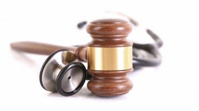  Malpraxisul medical: plângere penală sau proces civil? Ce modificări aduce noul proiect de lege?
