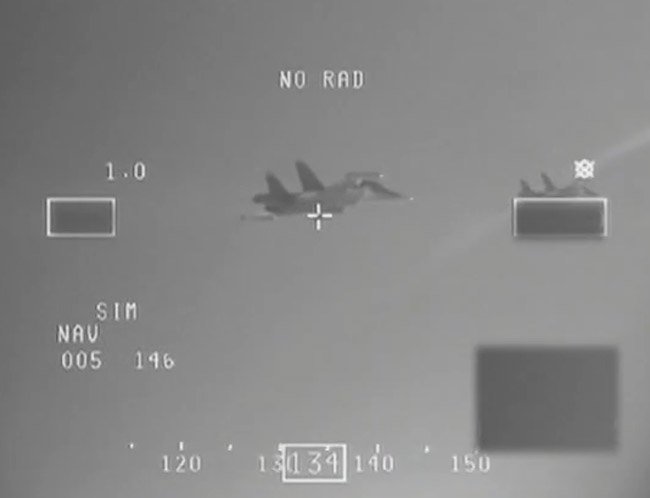 VIDEO NATO a prezentat o inregistrare ce surprinde interceptarea unui avion militar rus deasupra Marii Baltice