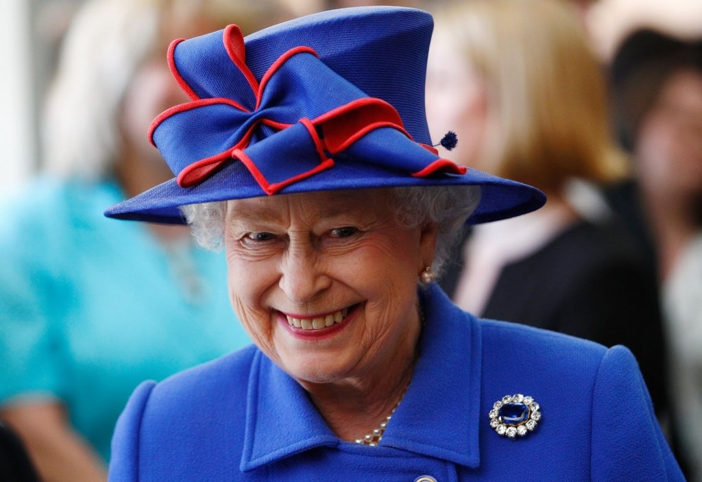  Frenezie pe Twitter: Elizabeth a II-a a vorbit despre „Urzeala tronurilor” în mesajul ei de Crăciun