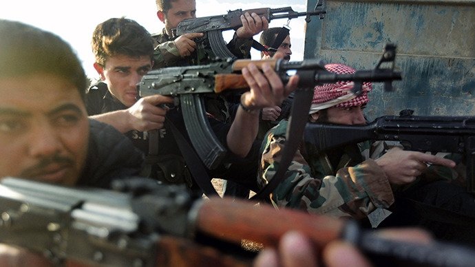  Turcia şi SUA au semnat un acord privind instruirea şi echiparea rebelilor sirieni moderaţi în lupta împotriva SI