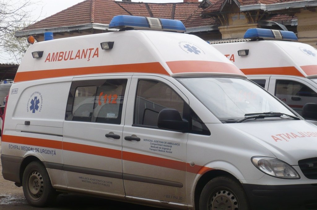  BĂTAIE DE JOC  Micuţa Miruna, de un an, a murit aşteptând Ambulanţa două ore