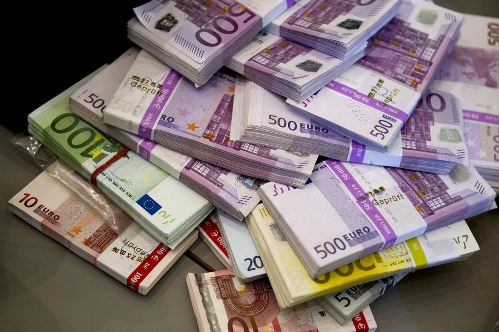  Constanţa: Percheziţii la persoane bănuite de evaziune şi spălare de bani. Prejudiciul – 5 milioane euro