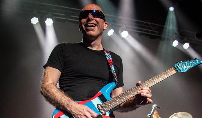  Joe Satriani revine în România, pe 12 şi 13 octombrie, la Bucureşti şi Cluj-Napoca. Care sunt preţurile biletelor