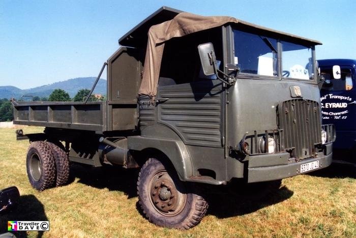  Armata franceză cumpără camionete Ford în defavoarea modelului Dacia Duster