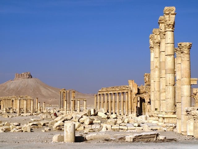  Grupul Stat Islamic controlează oraşul Palmira şi situl său arheologic, aflat în patrimoniul UNESCO