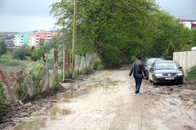  O veste bună pentru ieşenii din Vişan: se vede asfalt la orizont