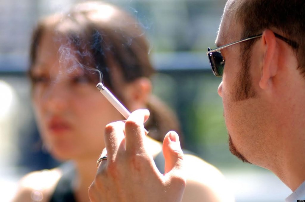  Românii sunt cei mai mari fumători pasivi dintre cetățenii europeni