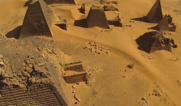  Imagini incredibile: Piramidele mai puţin cunoscute ale Africii, vechi de 3.000 de ani
