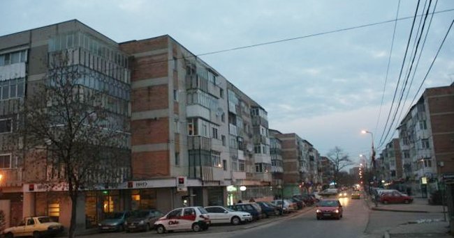  Primăria şi-a amintit de cartierul Mircea cel Bătrân: locuri de parcare, piste de role, spaţii de joacă