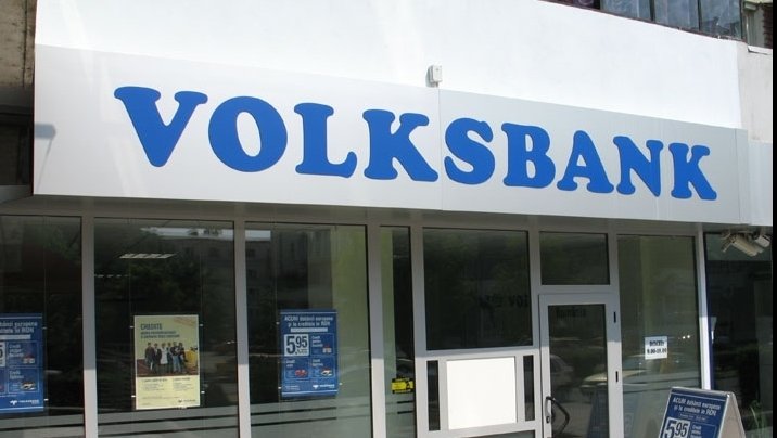  Mii de clienţi Volksbank cu credite în franci elveţieni acceptă conversia