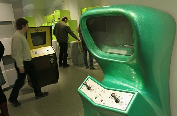  Excursie pentru copiii ieşeni în lumea jocurilor de computer din Berlin. Concurs la Palas