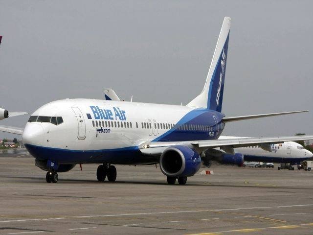  Blue Air, cea mai mare companie aeriană românească low cost, vândută unei firme din Belgia
