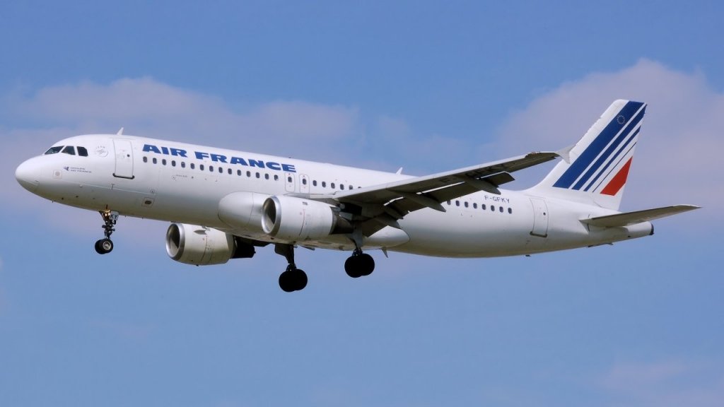  Zborurile din România spre Franța au loc cu un nivel de securitate foarte ridicat pe aeroport