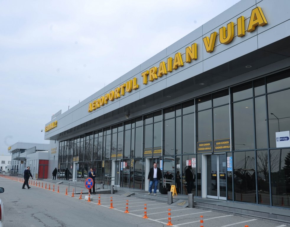  Aeroportul din Timişoara va fi închis timp de o săptămână, în august, pentru reparaţii la pistă