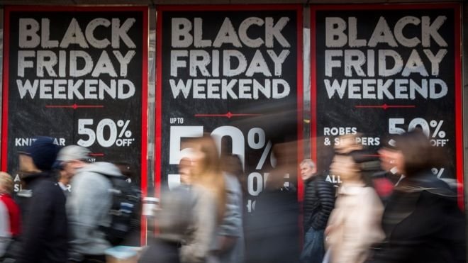  Adevaratul Black Friday: De ce oamenii se comporta irational si ce fac retailerii ca sa atraga clientii