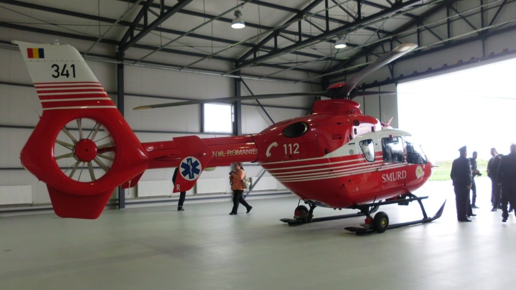  Hangarul elicopterului SMURD de la Iaşi e gata, dar nu poate fi folosit