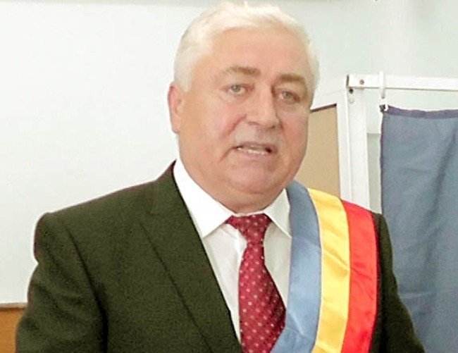  Primarul din Târgu Frumos, condamnat la închisoare pentru conflict de interese