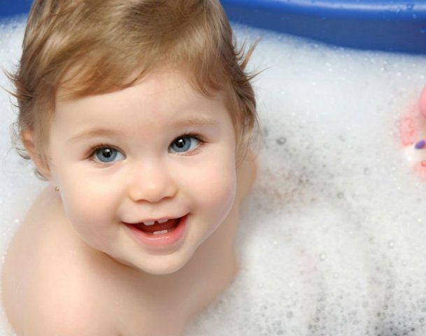 Atenție la șampoanele pentru copii. 80% dintre ele pot cauza alergii
