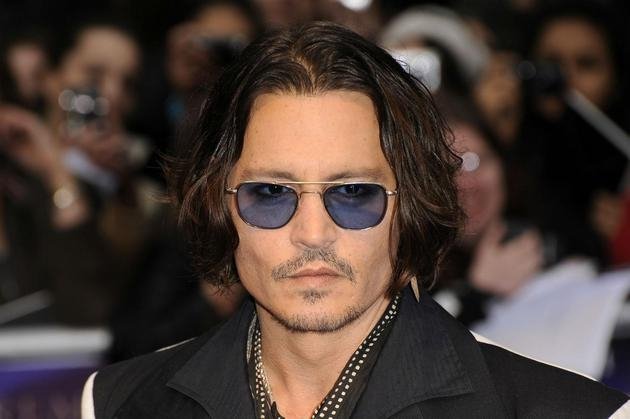  Johnny Depp, diagnosticat cu o boală rară. El se declară orb ca un liliac