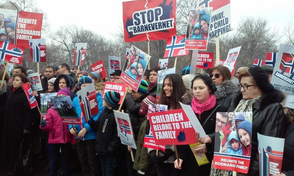 Proteste sambata in peste 20 de tari in semn de solidaritate cu familia Bodnariu