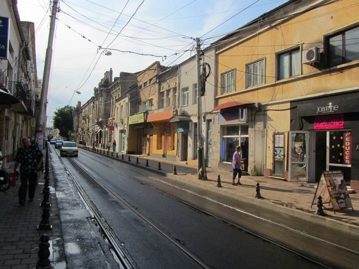  Clădiri de pe străzile Cuza Vodă şi Brătianu vor fi expertizate seismic