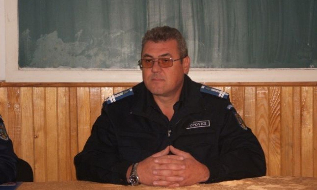  Pedeapsa colonelului care a vrut să-i arate unui poliţiste „cucul de la Bacău” la Mitropolie