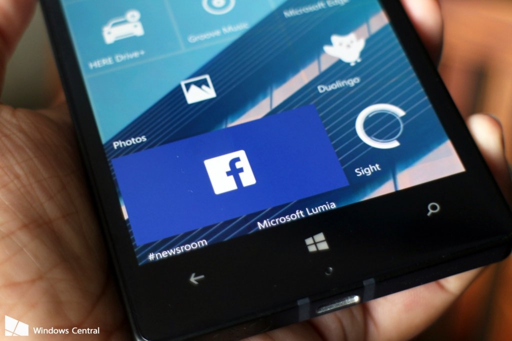  Facebook permite transmisiunile LIVE si din aplicaţia pentru Windows 10