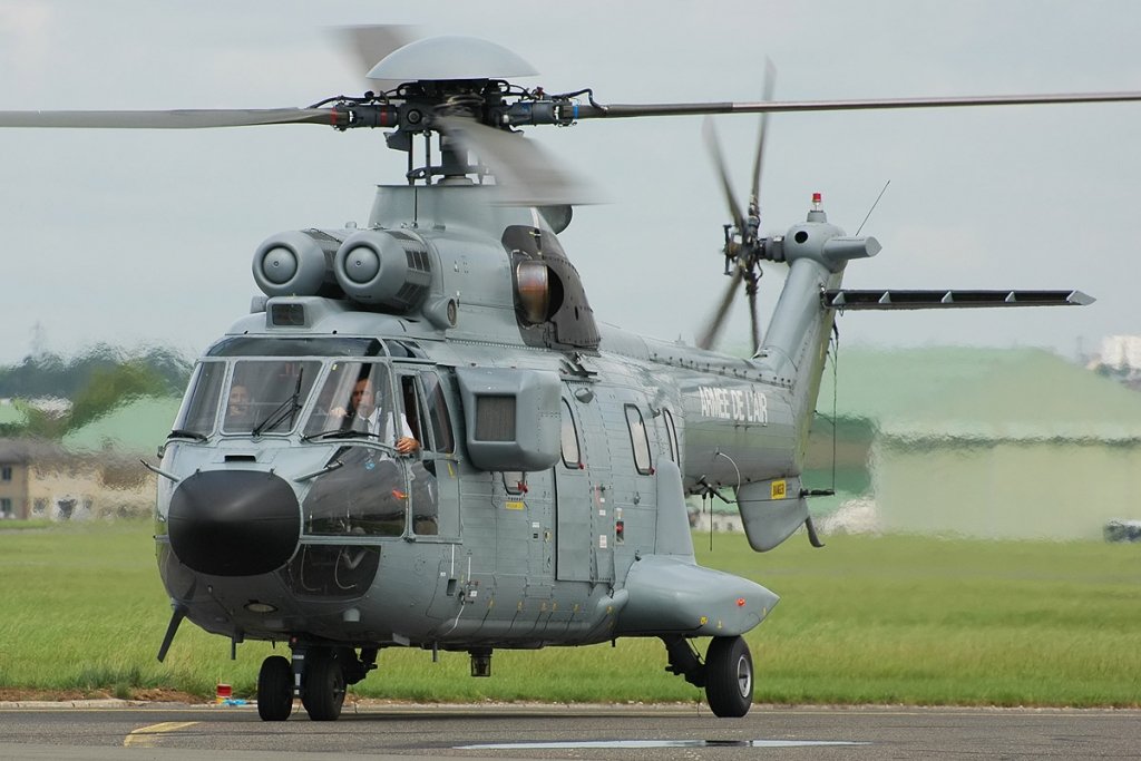  Zborurile elicopterelor Super Puma, interzise în toate ţările Uniunii Europene