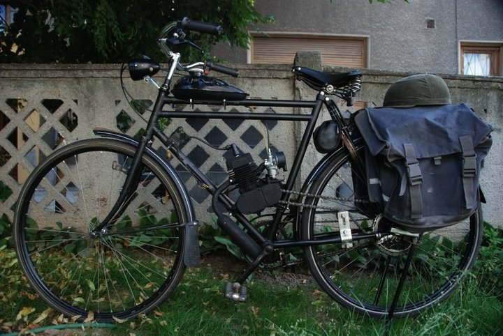 Copil de 12 ani fugit de acasă pentru că visa la o bicicletă