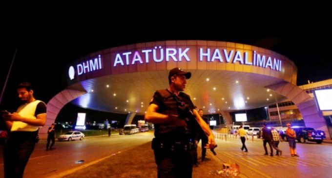  Poliția turcă a arestat încă 11 suspecți de comiterea atentatului de la Istanbul