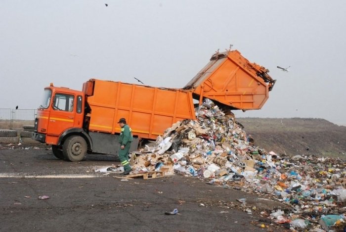  Sistemul de colectare a deşeurilor va fi operaţional abia de anul viitor
