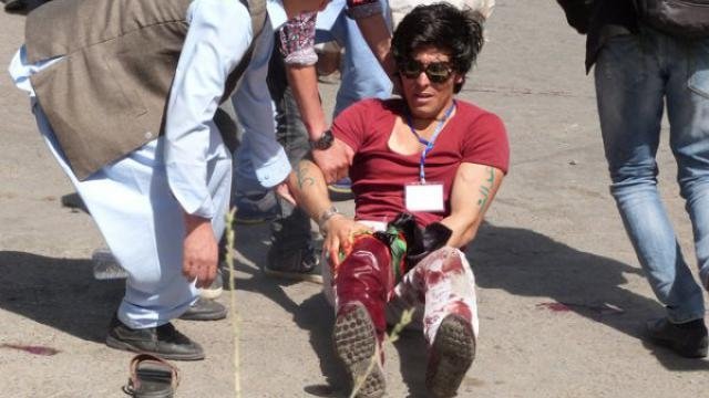  Peste 80 de morţi la Kabul, într-un atac revendicat de Statul Islamic
