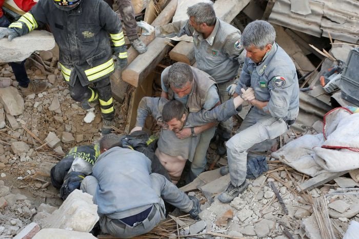  Cutremur in Italia. Numarul mortilor a urcat la 247. Inca doua cutremure au fost simtite noaptea trecuta in zonele afectate