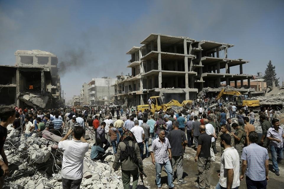 Atac devastator în Siria. Regimul sirian a lansat din avioane butoaie cu explozivi