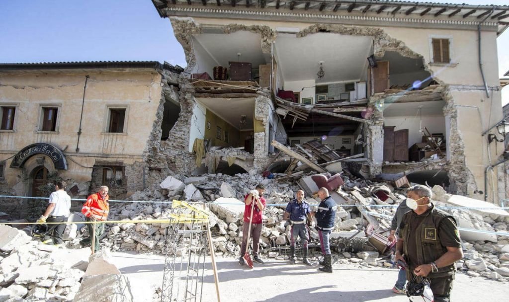  Câți bani vor primi românii afectați de cutremurul din Italia