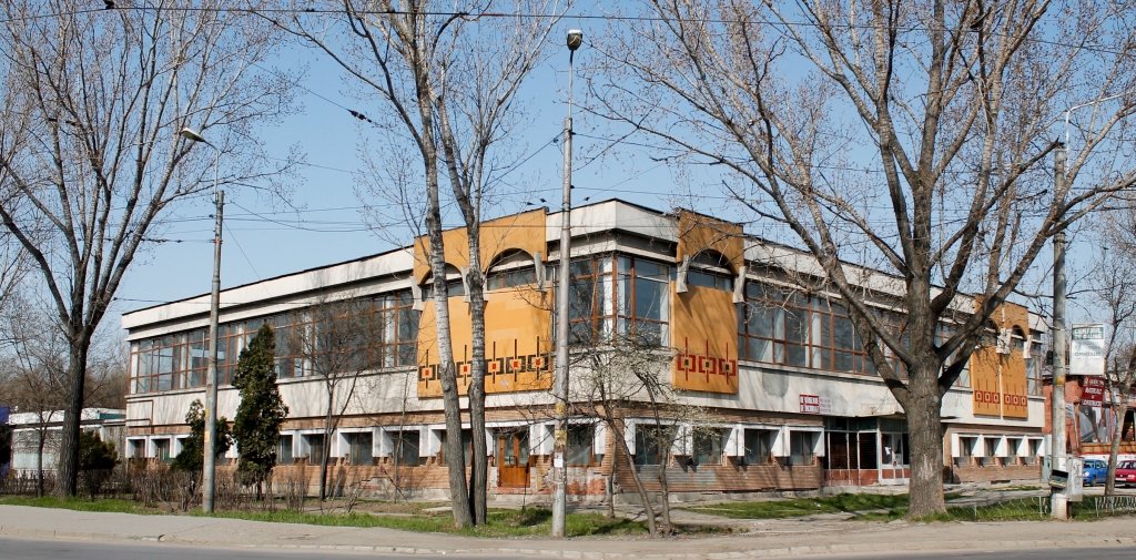  Fosta cantină a Terom SA a ajuns de la Comănescu la o firmă din Buzău
