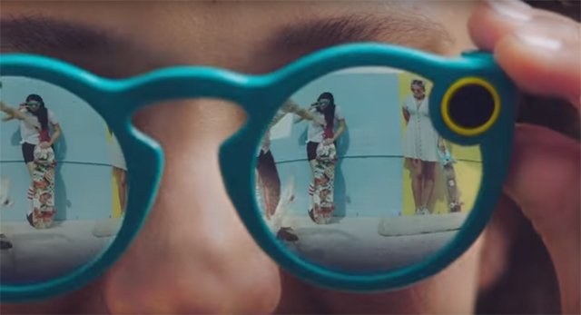  VIDEO: Snapchat lansează ochelarii inteligenţi Spectacles