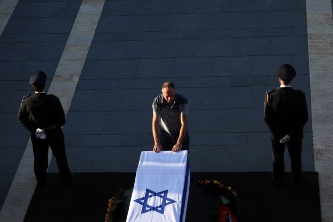  Klaus Iohannis participă la funeraliile lui Shimon Peres